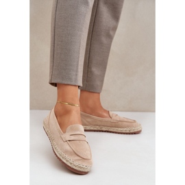 Kvinnors espadrilles med en jute fläta på en platt beige sula 2