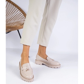 Beige mockasiner dekorerade med strass 1