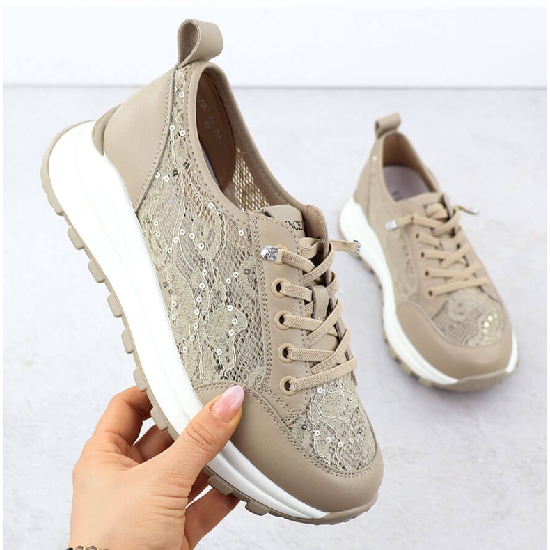 Kvinnors skor sneakers med spets beige vinceza 66783 1