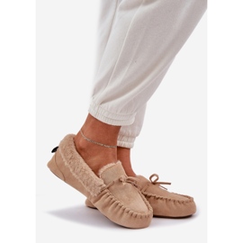 Kvinnors mockasiner med beige päls 1
