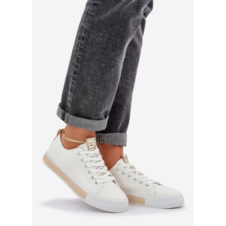 Klassiska gyllene zloty sneakers 1