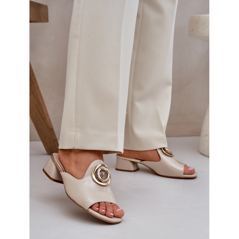 Jezzi Eleganta kvinnors låga ägor med en beige dekoration 2