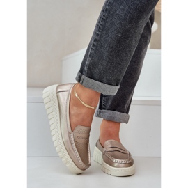 Kvinnors OpenWork -läderfel på plattformen och Champagne -kilarna gyllene 2