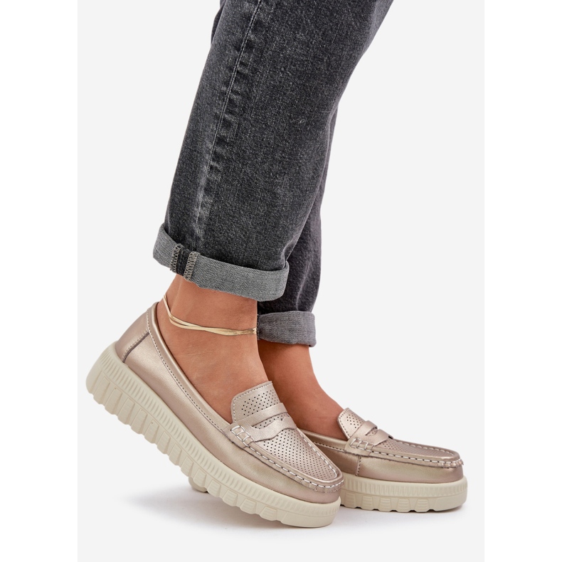 Kvinnors OpenWork -läderfel på plattformen och Champagne -kilarna gyllene 1