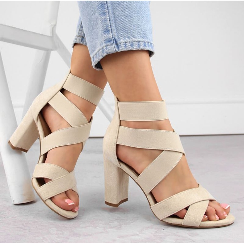 EVento W EVE443B sandaler med klack, beige 1