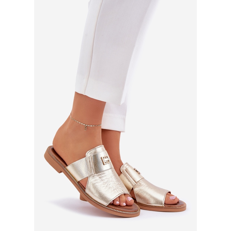 Eleganta tofflor av naturläder Zazoo 40423 Zloty gyllene 1