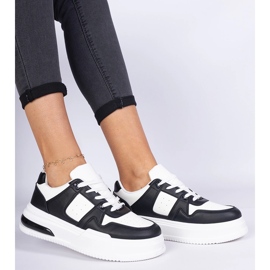 Svarta och vita damsneakers med tjock sula 2
