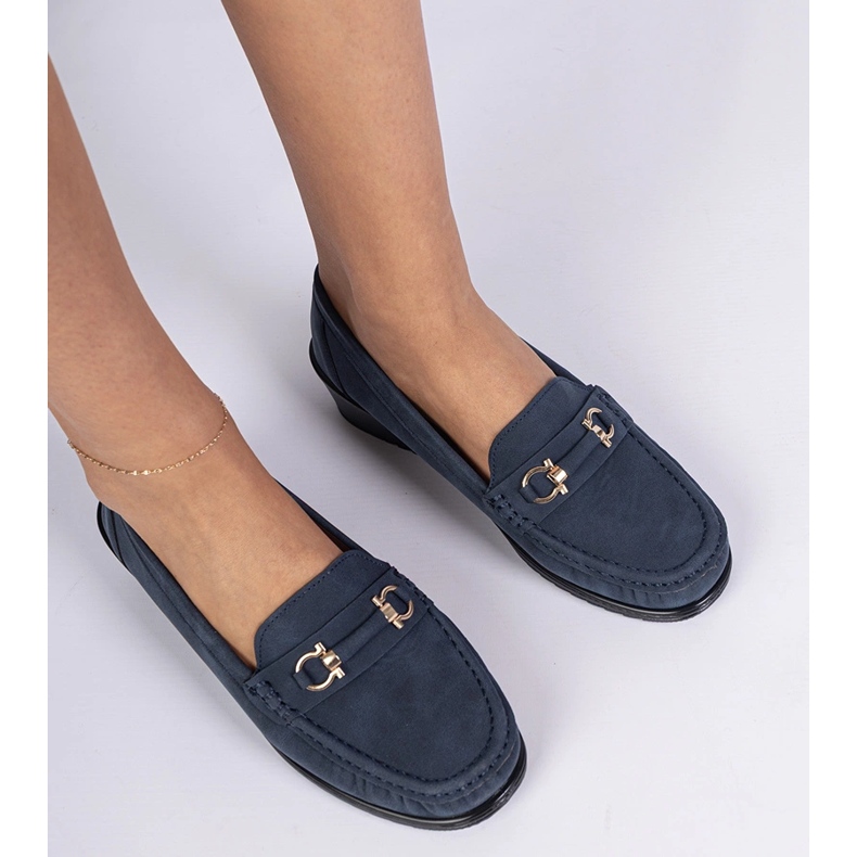 Marinens kvinnliga kilmandrag med en matt finish blå 1