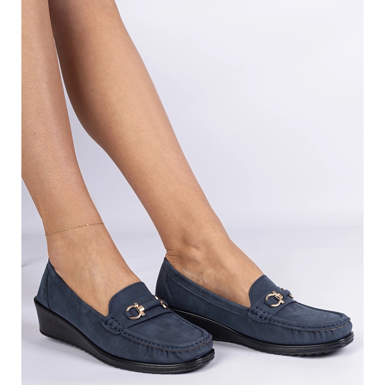 Marinens kvinnliga kilmandrag med en matt finish blå 2