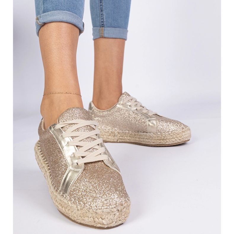 Golden Women's Espadrilles dekorerade med glitter gyllene 1