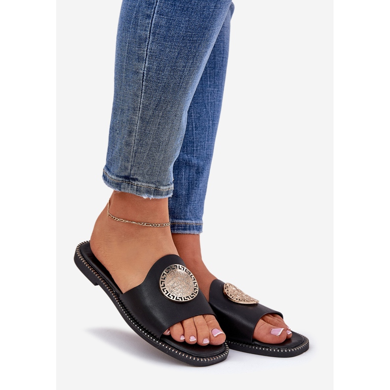 Eco Leather Flat Flip Flops med svart dekoration 1