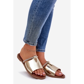 Eco Leather Flat -klackar med en dekorativ guldrem gyllene 1