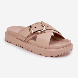 Tofflor på plattformen med ett beige spänne 4