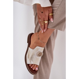 Elegant läderkvinnors flip flops med en zazoo 3008 zloty, torkad gyllene 6