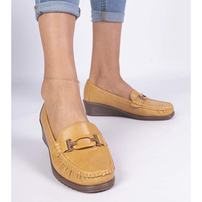 Jółne kvinnors loafers på kilar med Eco -Leather gul 1