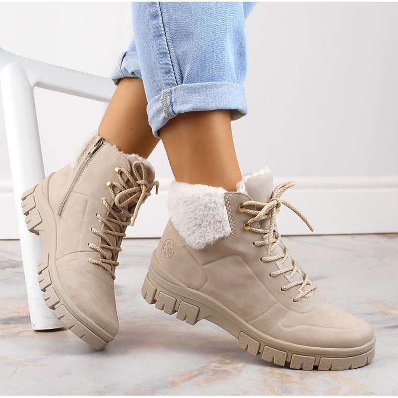 Bekväma, isolerade, beiga ankelstövlar för kvinnor från Rieker beige 2