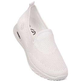 Vita slip-on sportskor för kvinnor Vinceza 34602 2
