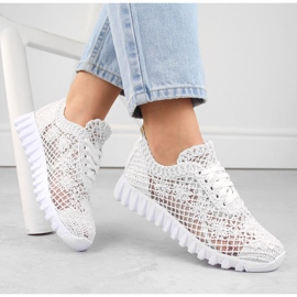 Vita sportskor med spets för kvinnor T.Sokolski 1982 1