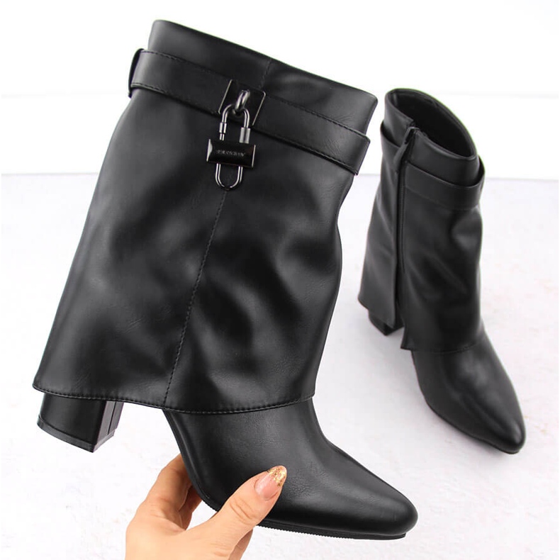 Stövlar för kvinnor, svarta, Vinceza 16468 1