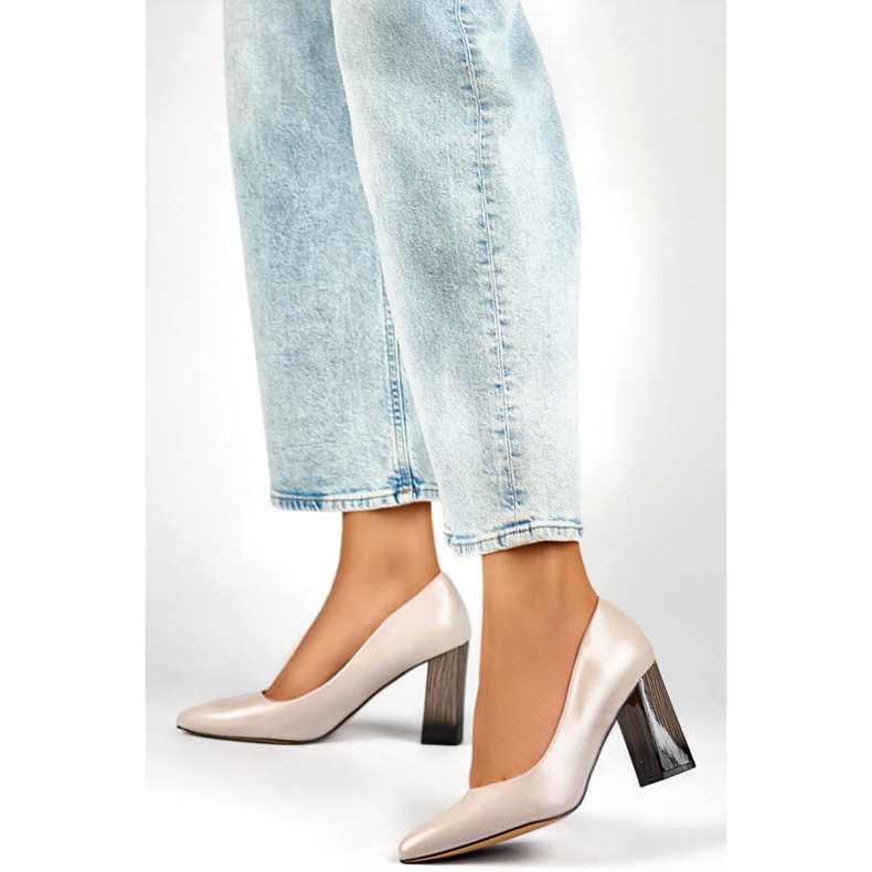 Spetsiga pumps för damer med hög dekorativ klack, beige GD-FL486A-L.BE 2