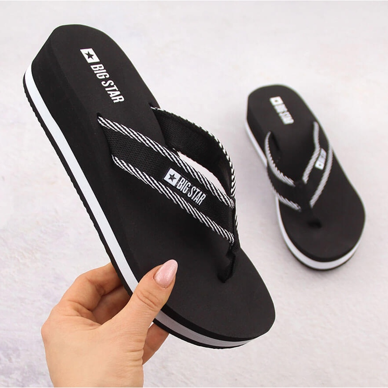 Svarta wedge flipflops för kvinnor Big Star NN274A727 1