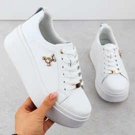 Kvinnors läderskor på den vita filippo -plattformen 1