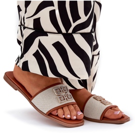 Eleganta kvinnors flip flops med kamel platthelad dekoration brun 8
