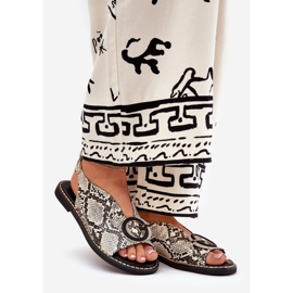 Platta sandaler med en ormdekoration Beige-Brown Mönster 1