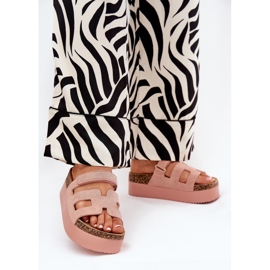 Tofflor på en massiv plattform rosa 2