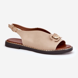 Flat -hanterade sandaler med en prydnad av ekoläder beige 4