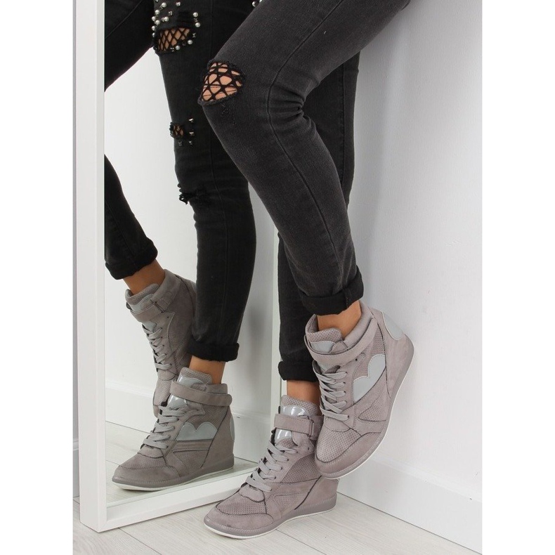 Grå Gråa dam sneakers 1542 grå 2