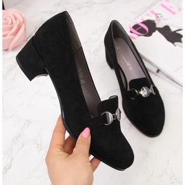 Svarta damskor med block från Sergio Leone 2