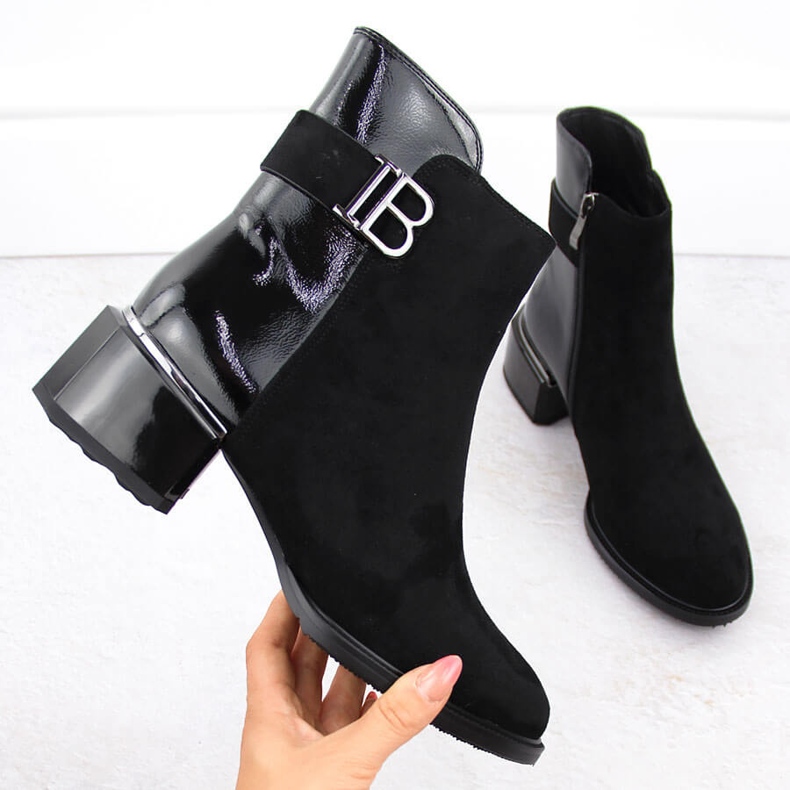 Dammocka och patentsvarta högklackade ankelstövlar D&amp;A S.Barski Premium Collection MR880-040 1