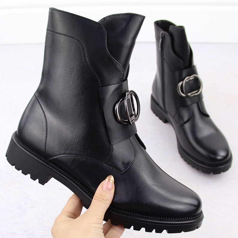 Isolerade damstövlar med dekoration, svart Potocki 12441 1