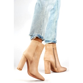 Ankelstövlar i mocka för kvinnor med spetsig klack, beige D7959B 2