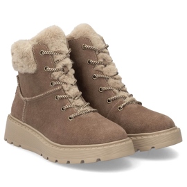 Kvinnors läderstövlar med päls på den bruna plattformen Rieker 70402-24 beige 12