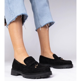 Svarta loafers från Ekozamsz med dekoration 1
