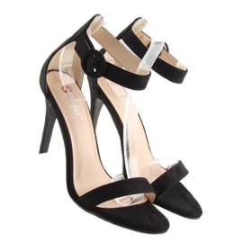 Svarta NF-17 Svarta sandaler på hög klack 1