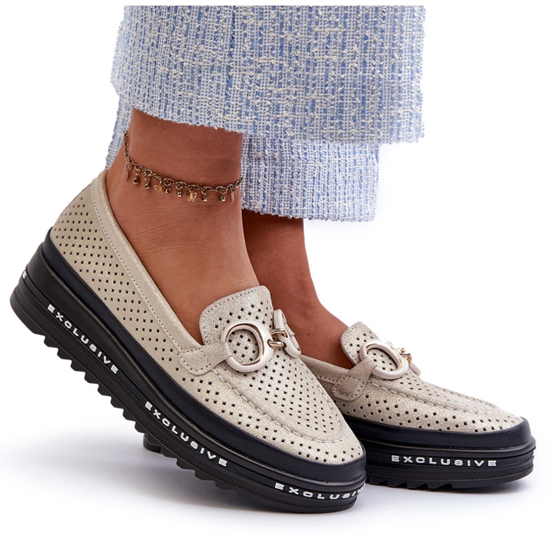 Blanka lädermockasiner för kvinnor på plattformen med dekoration S.Barski LR750 guld gyllene 4