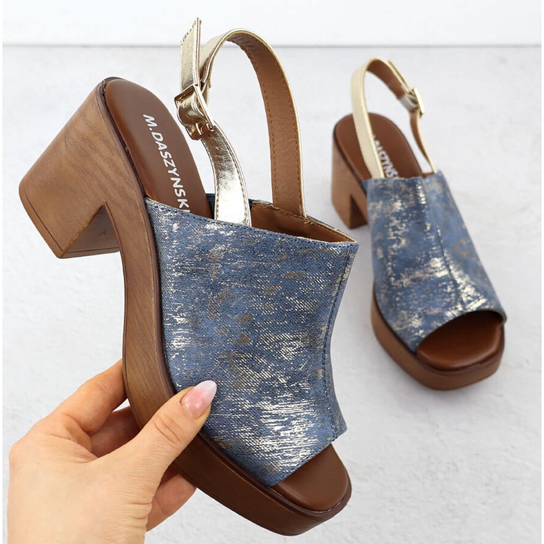 Kvinnors sandaler på pelaren, guldpläterad M. Daszyński MR23126-7 blå 1
