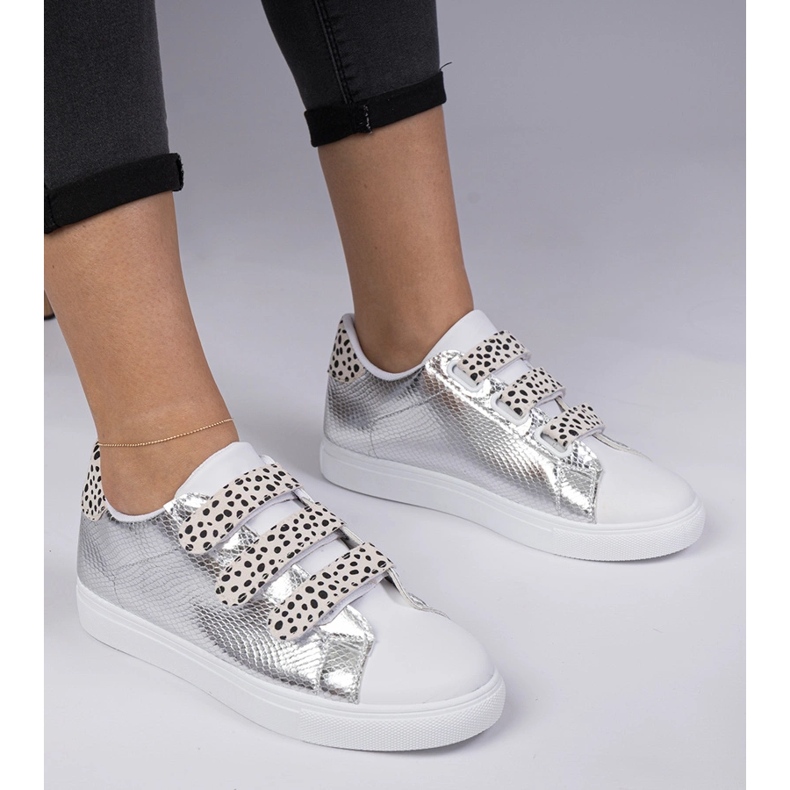 Silver sneakers med djurens kardborrfinish silver- 1