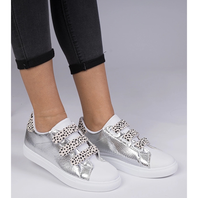 Silver sneakers med djurens kardborrfinish silver- 2