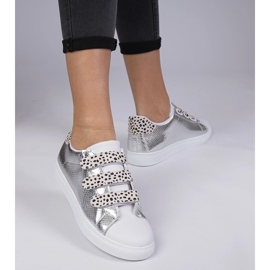 Silver sneakers med djurens kardborrfinish silver- 4