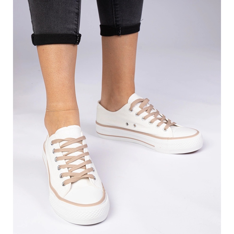 Vitbrun klassiska kvinnors sneakers 1