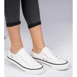 Vita klassiska kvinnors sneakers 1