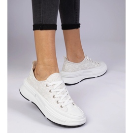 Vita kvinnors spetsar sneakers 4