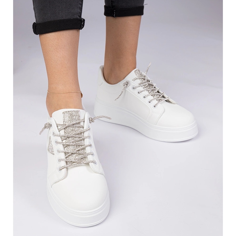 Vita sneakers sneakers med silver zirkoner 2
