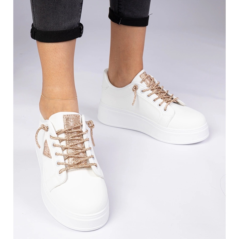 Vita sneakers sneakers med champagne zirkoner 2