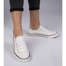 Vita klassiska kvinnors sneakers 2