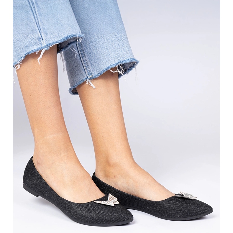 Svart kvinnors glitter ballerinas med en fjäril 1